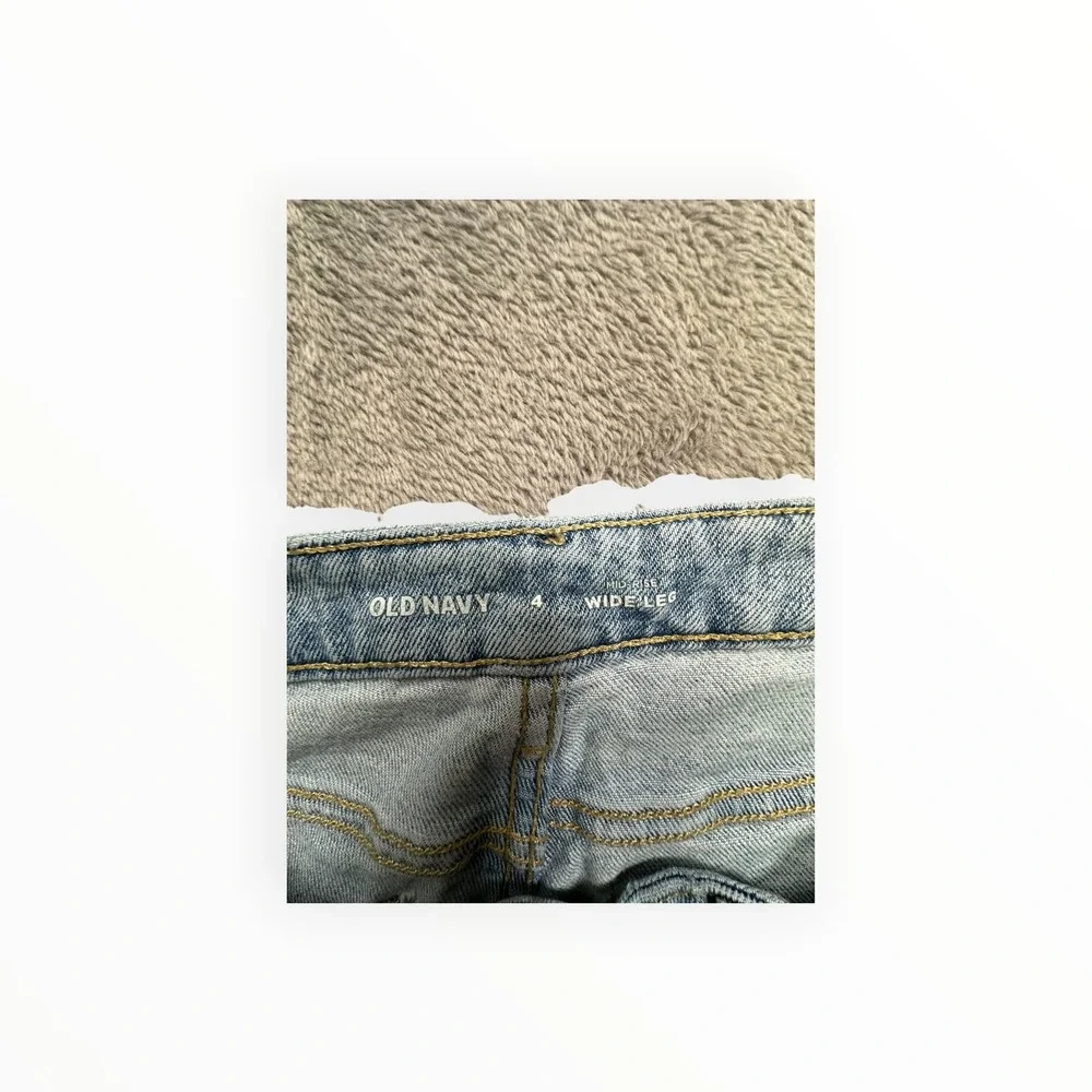 Old Navy Jeans Women 4 Light Wash Mid Rise Wide Leg Distressed Denim‎ Retro